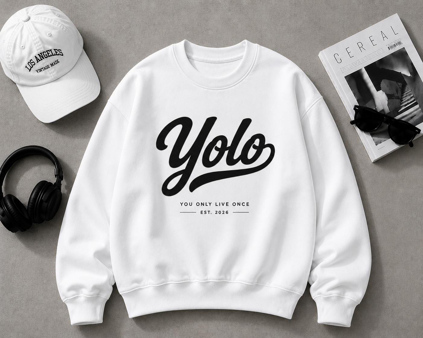 Trendy Koningsblauw Sweatshirt met 'Yolo' Print – Comfortabel & Stijlvol Streetwear voor Jongeren en Volwassenen